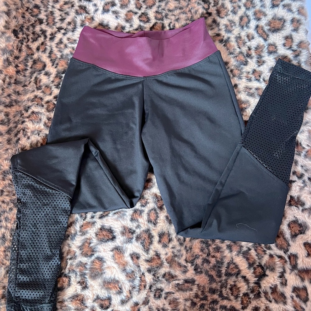 Chelsea B Dancewear Black Mesh Leggings Sz CL